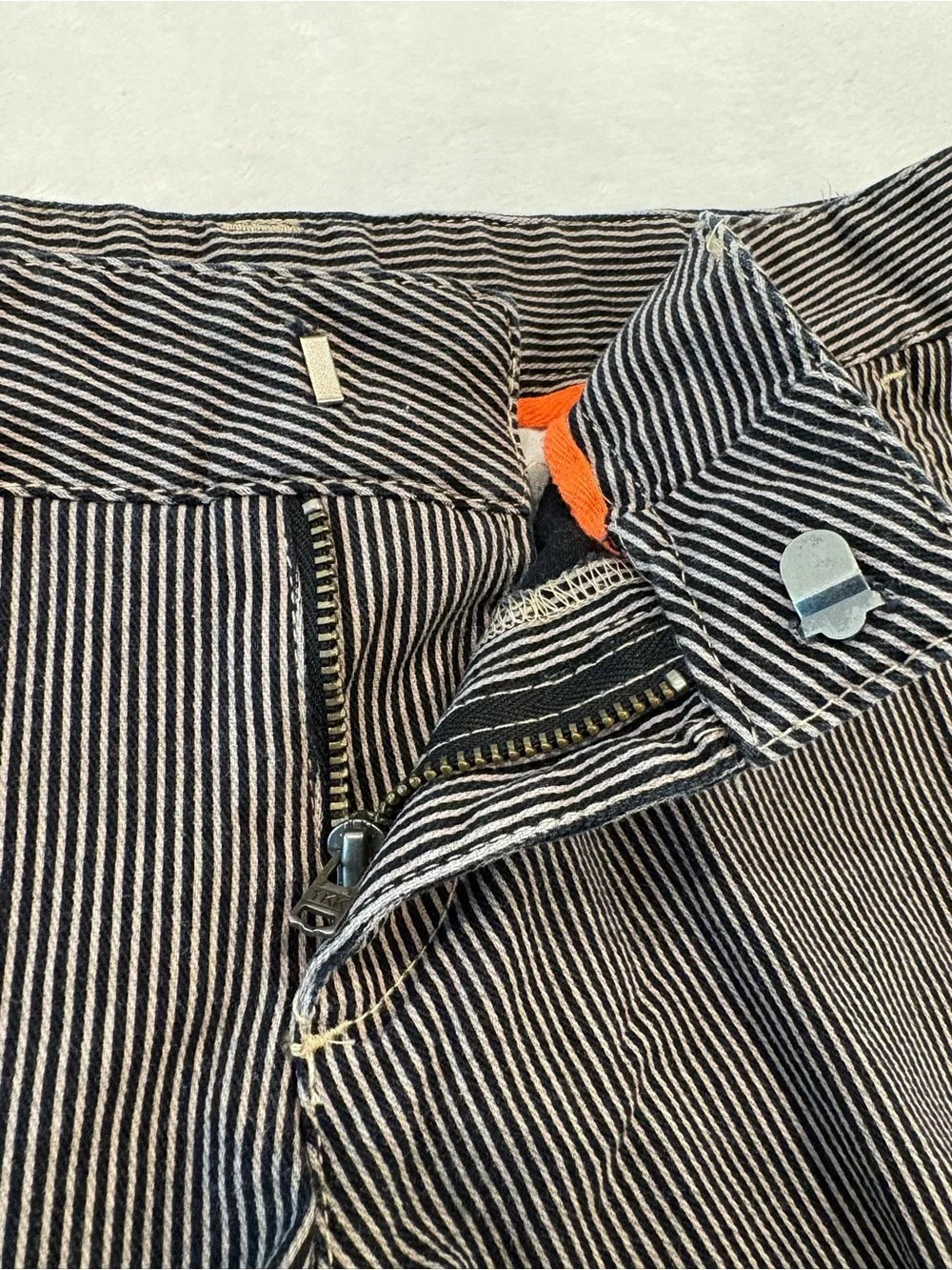 Hurley Low Rise striped shorts/ Y2K Classic Fit Low-rise - Picture 7 of 9